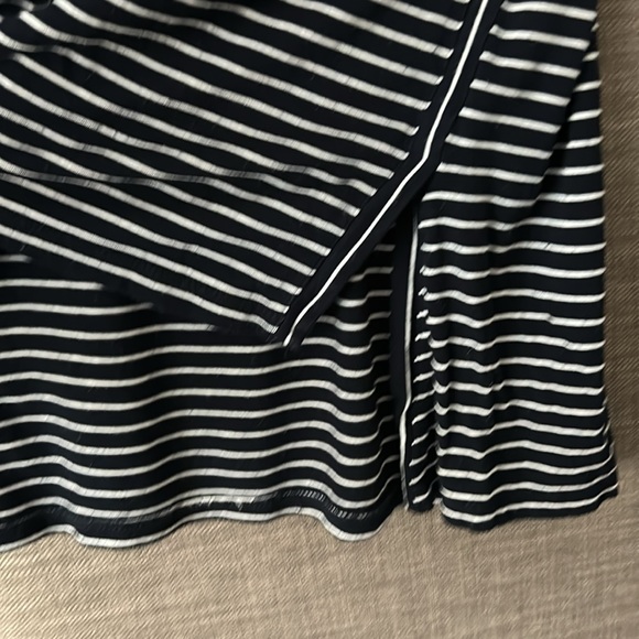 Loft relaxed top size xs - Picture 3 of 3